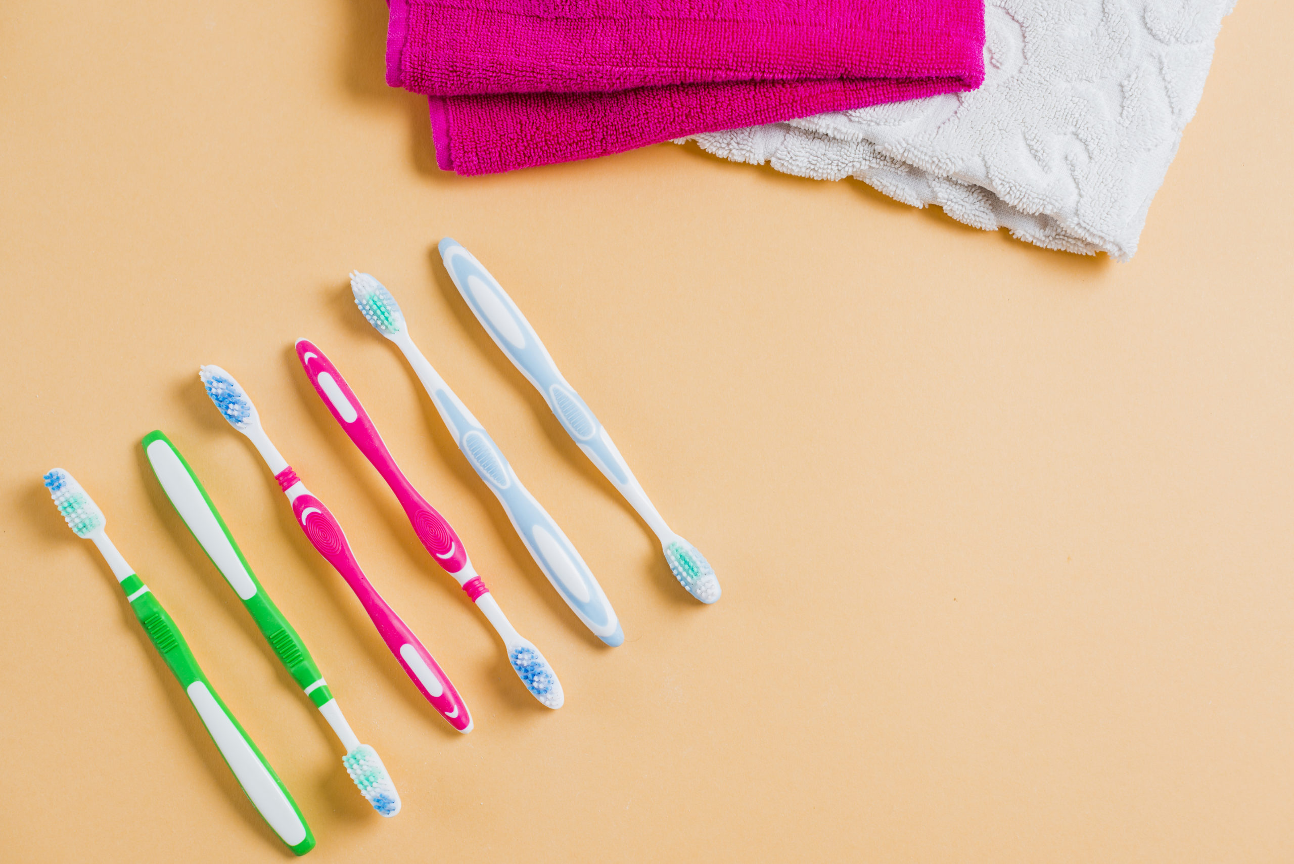 Toothbrush 101: Choosing the right brush for your teeth